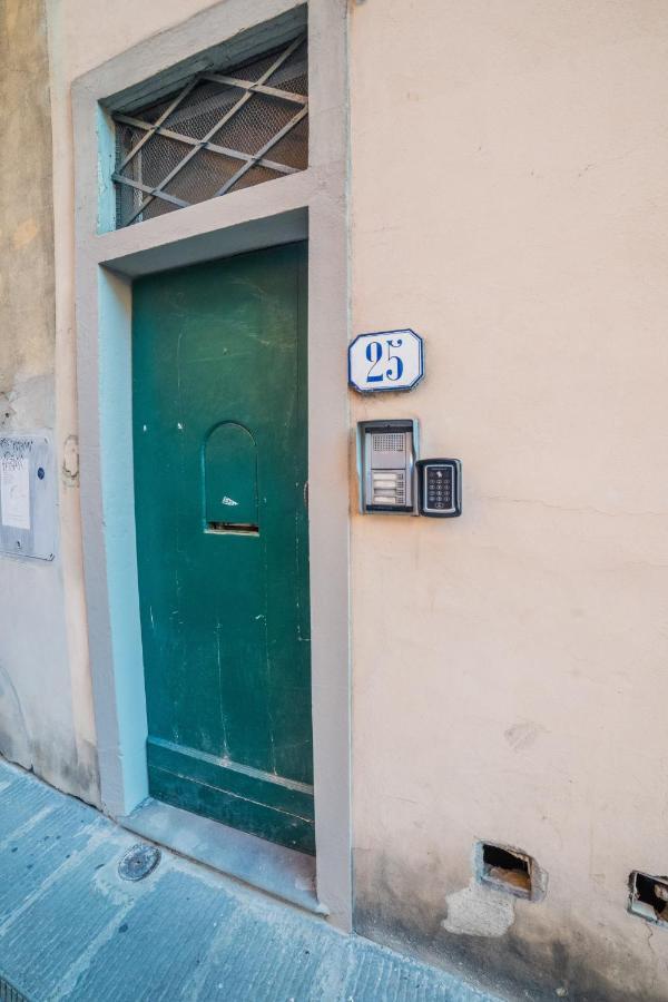 S1 - Serristori Tower Apt - Dolcevita Holiday Florencja Zewnętrze zdjęcie